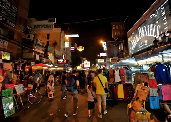 Bob House Khaosan - บ็อคเฮ้าท์ ข้าวสาร